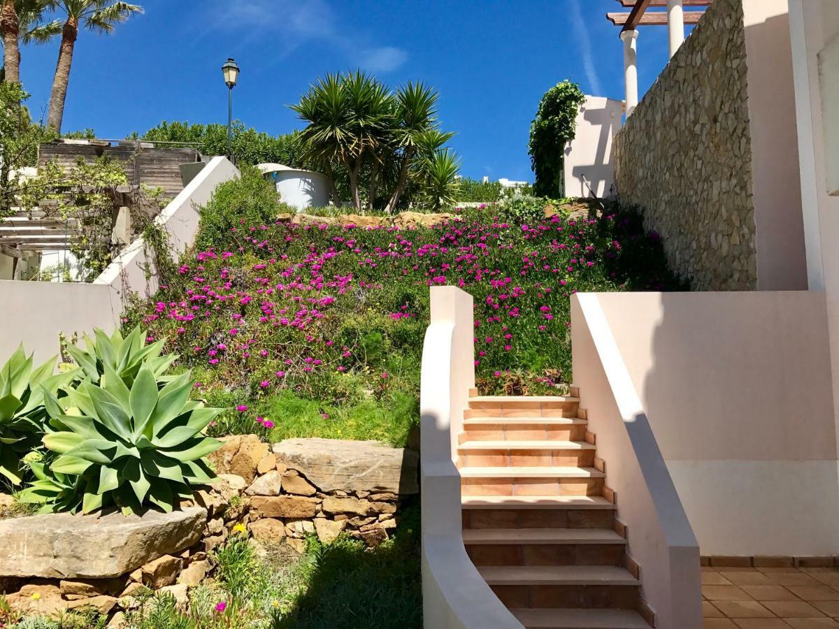 Lovely Burgau Villa Just 3 Mins Walk From Beach Budens Exterior foto