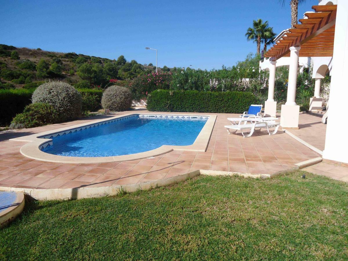 Lovely Burgau Villa Just 3 Mins Walk From Beach Budens Exterior foto