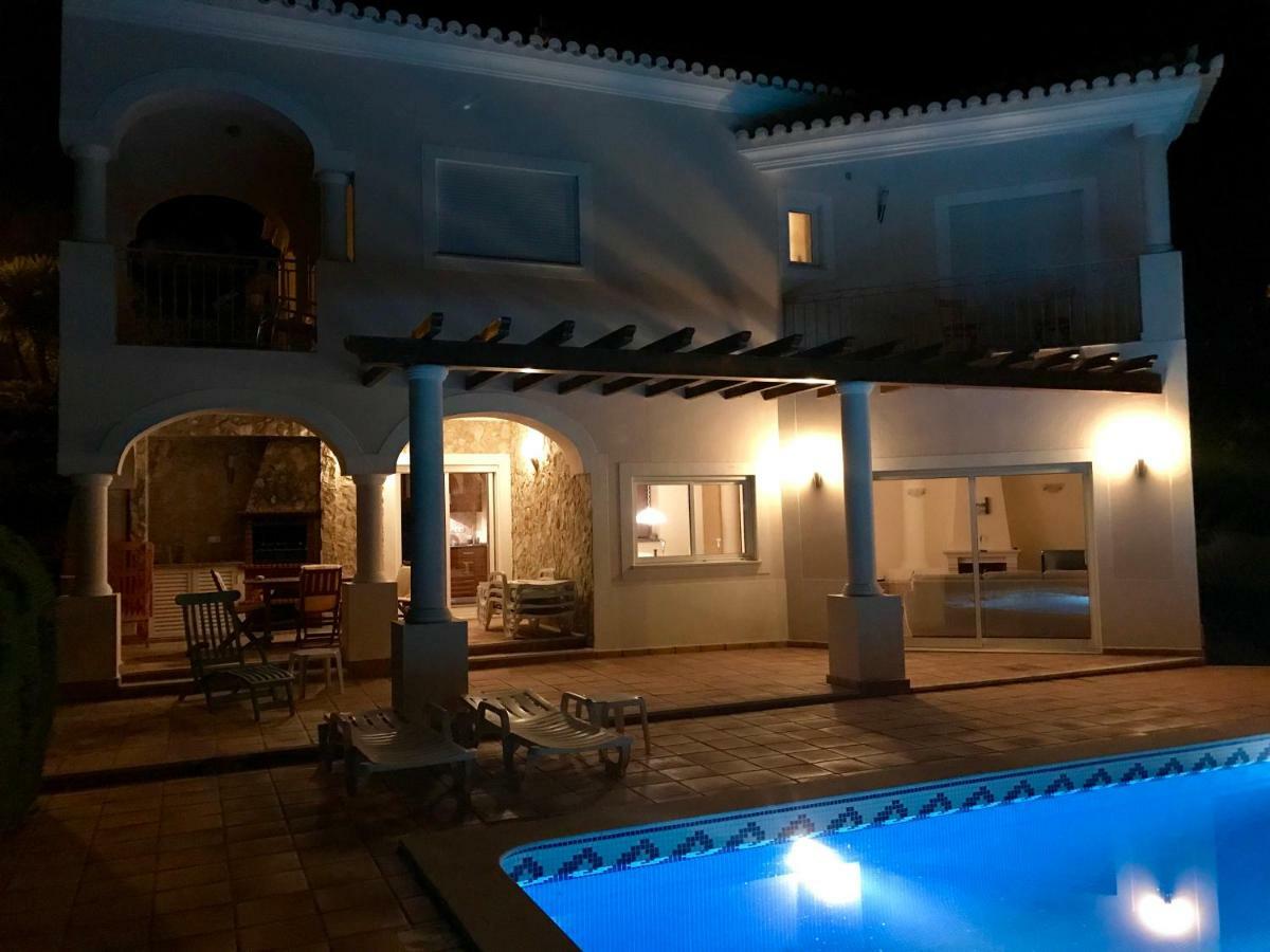 Lovely Burgau Villa Just 3 Mins Walk From Beach Budens Exterior foto